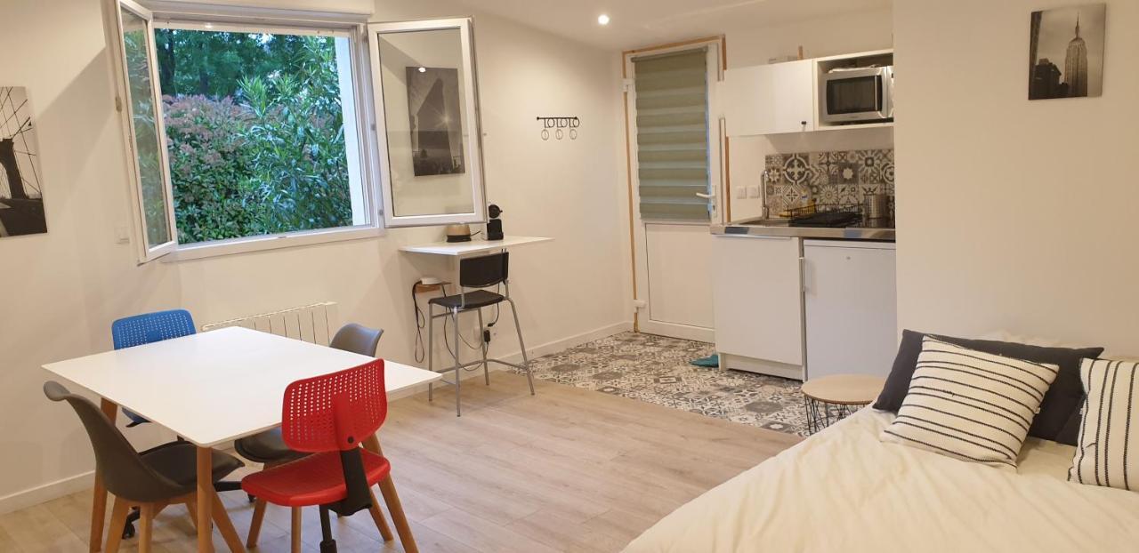 Adorable Studio 25M² Tres Calme Avec Parking 马赛 外观 照片